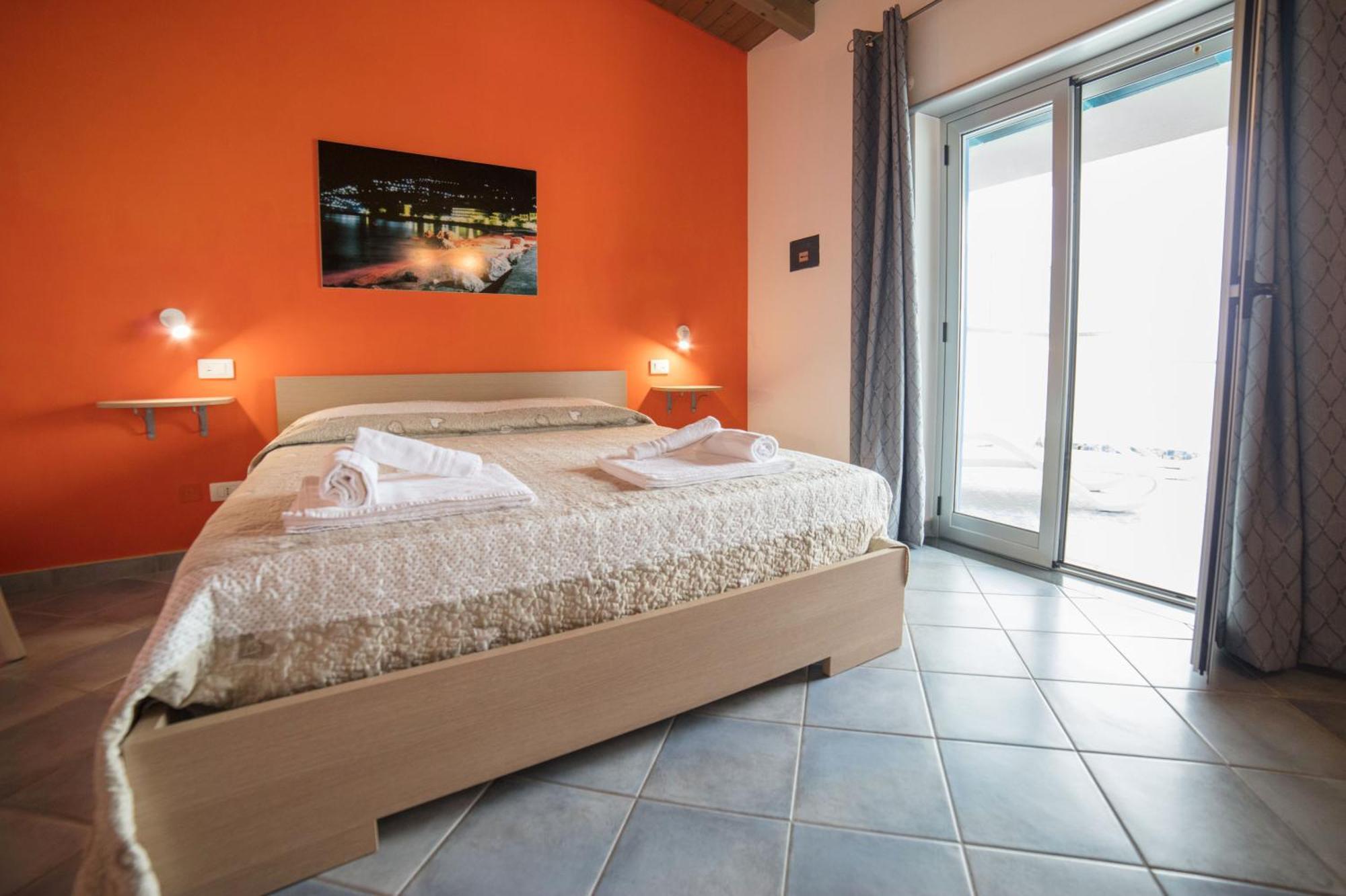 Residence Mare Blu Capo dʼOrlando Exterior foto